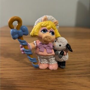 McDonald’s Muppets Miss Piggy dressed as Little Bo Peep Vintage 1987
